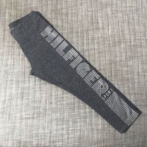 TOMMY HILFIGER / Sport Gray Capri Legging Size S